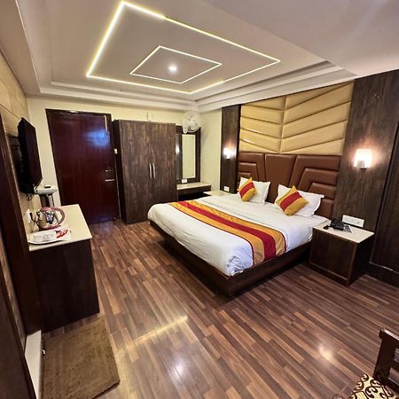 Victory Hotel And Restaurant By Gs Hospitality Shimla Eksteriør billede