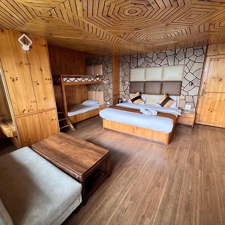 Victory Hotel And Restaurant By Gs Hospitality Shimla Eksteriør billede