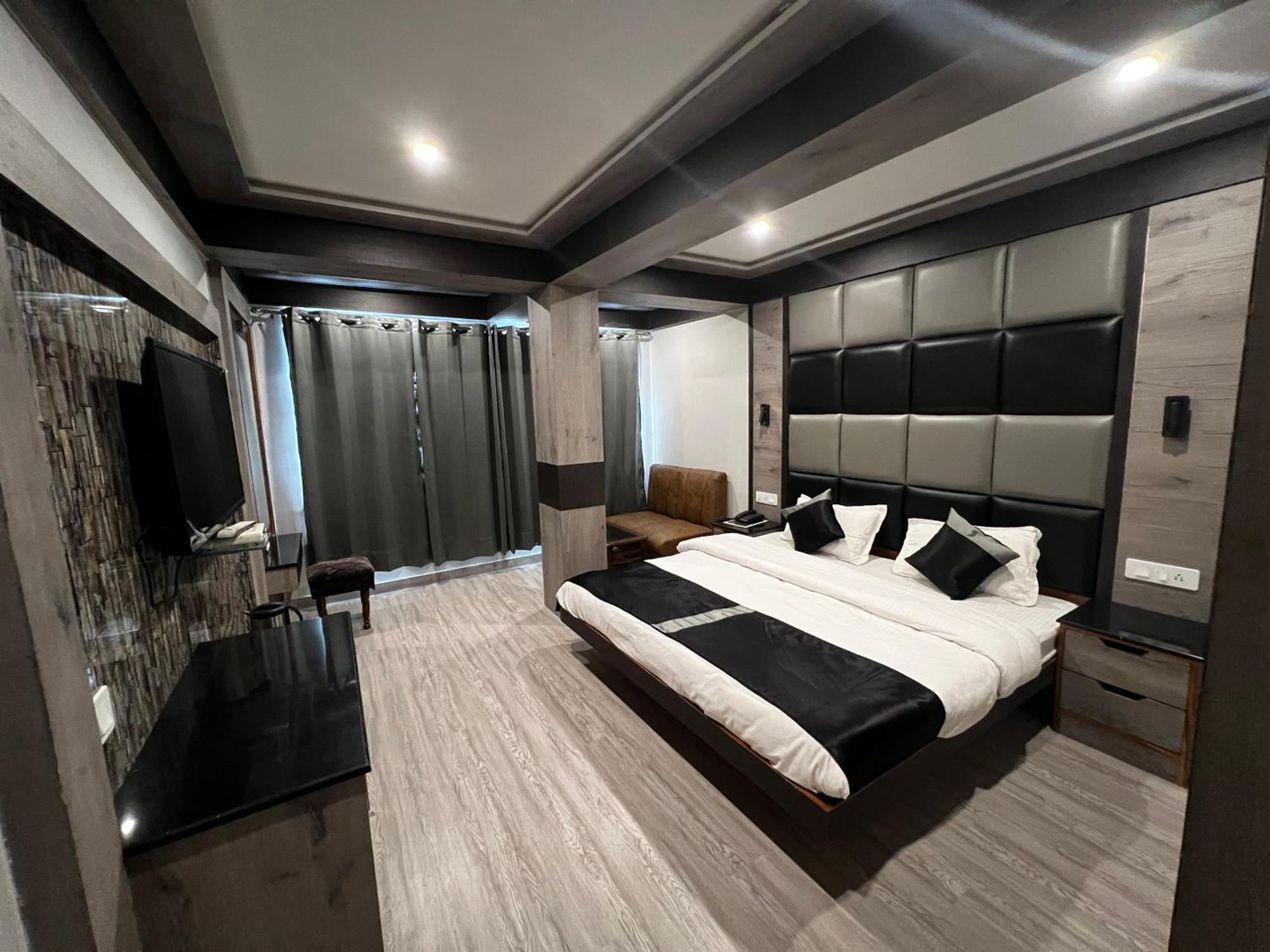 Victory Hotel And Restaurant By Gs Hospitality Shimla Eksteriør billede